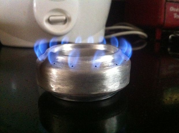 Спиртовая горелка из алюминиевой банки