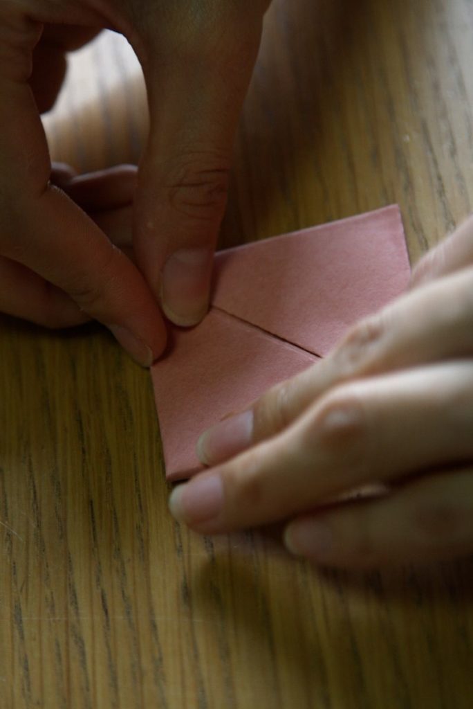 Оригами: Кубик из бумаги своими руками