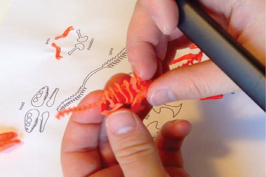 Трафарет для 3D ручки – скелет динозавра