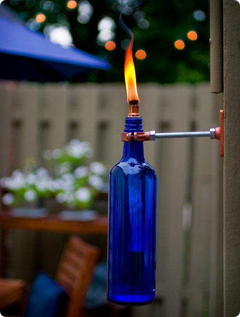Керосиновая лампа-факел из винной бутылки