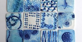 Декоративные бирюзово-голубые глиняные плитки своими руками