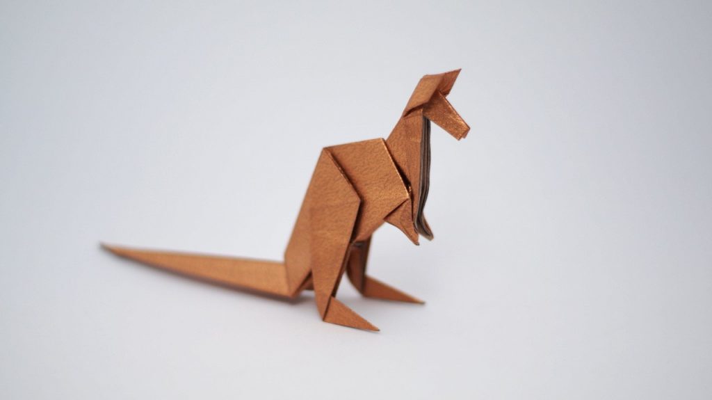 Оригами кенгуру